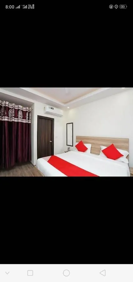 Hotel Golden Bliss At New Delhi Airport Vendégház